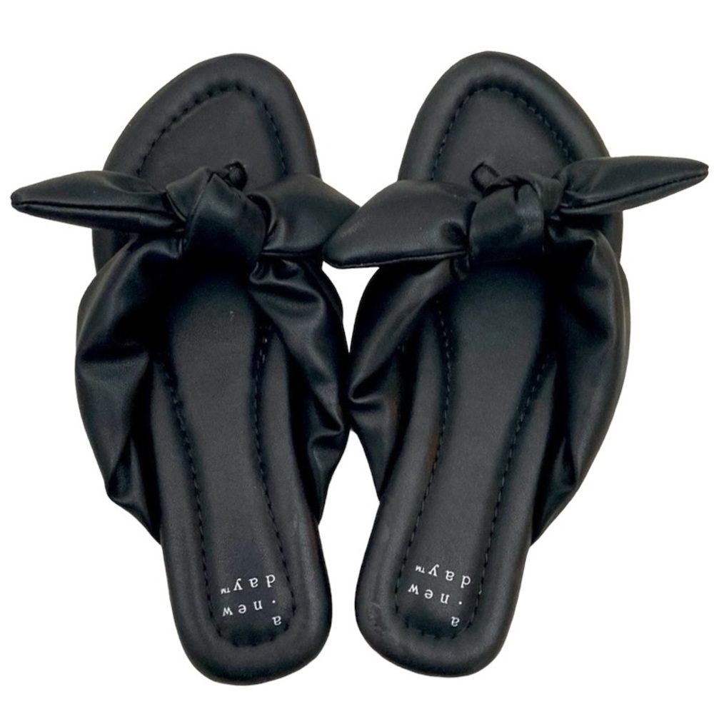 A new day black bow sandals size 7